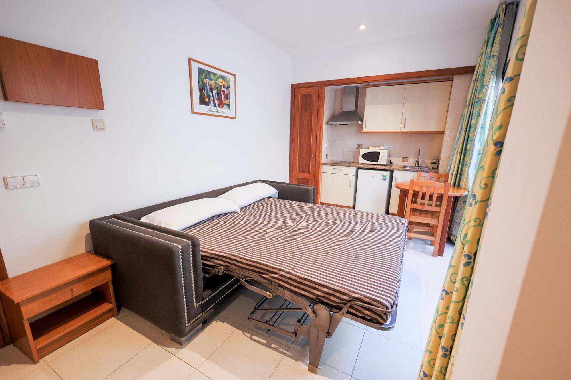 Apartamentos Royal Lloret de Mar Bagian luar foto