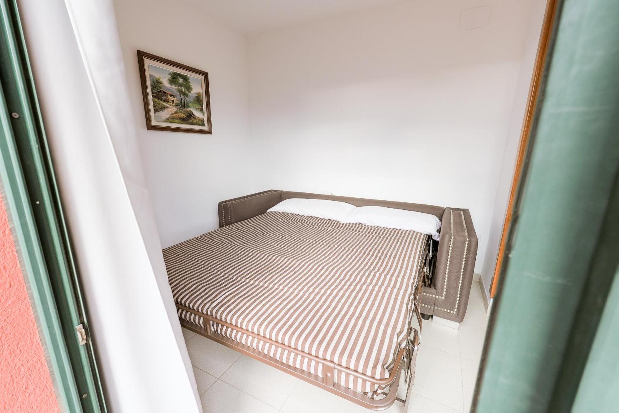 Apartamentos Royal Lloret de Mar Bagian luar foto