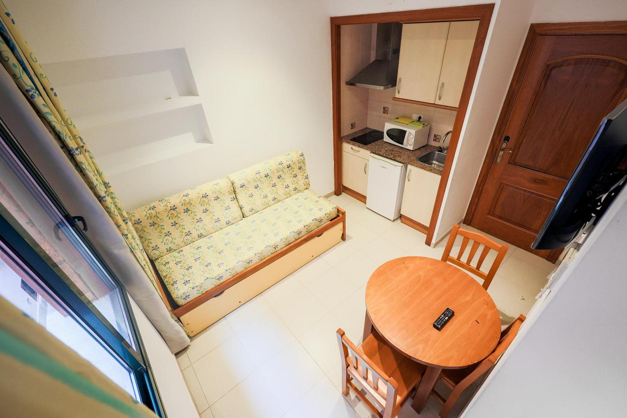Apartamentos Royal Lloret de Mar Bagian luar foto