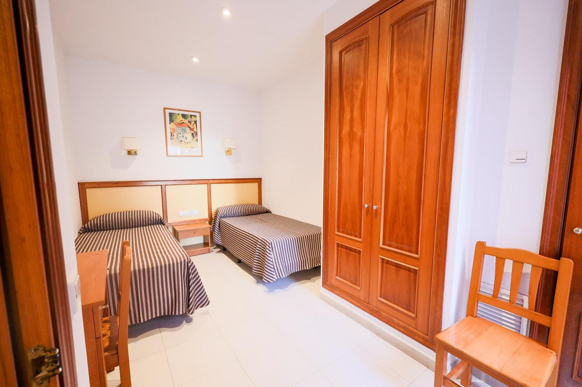 Apartamentos Royal Lloret de Mar Bagian luar foto