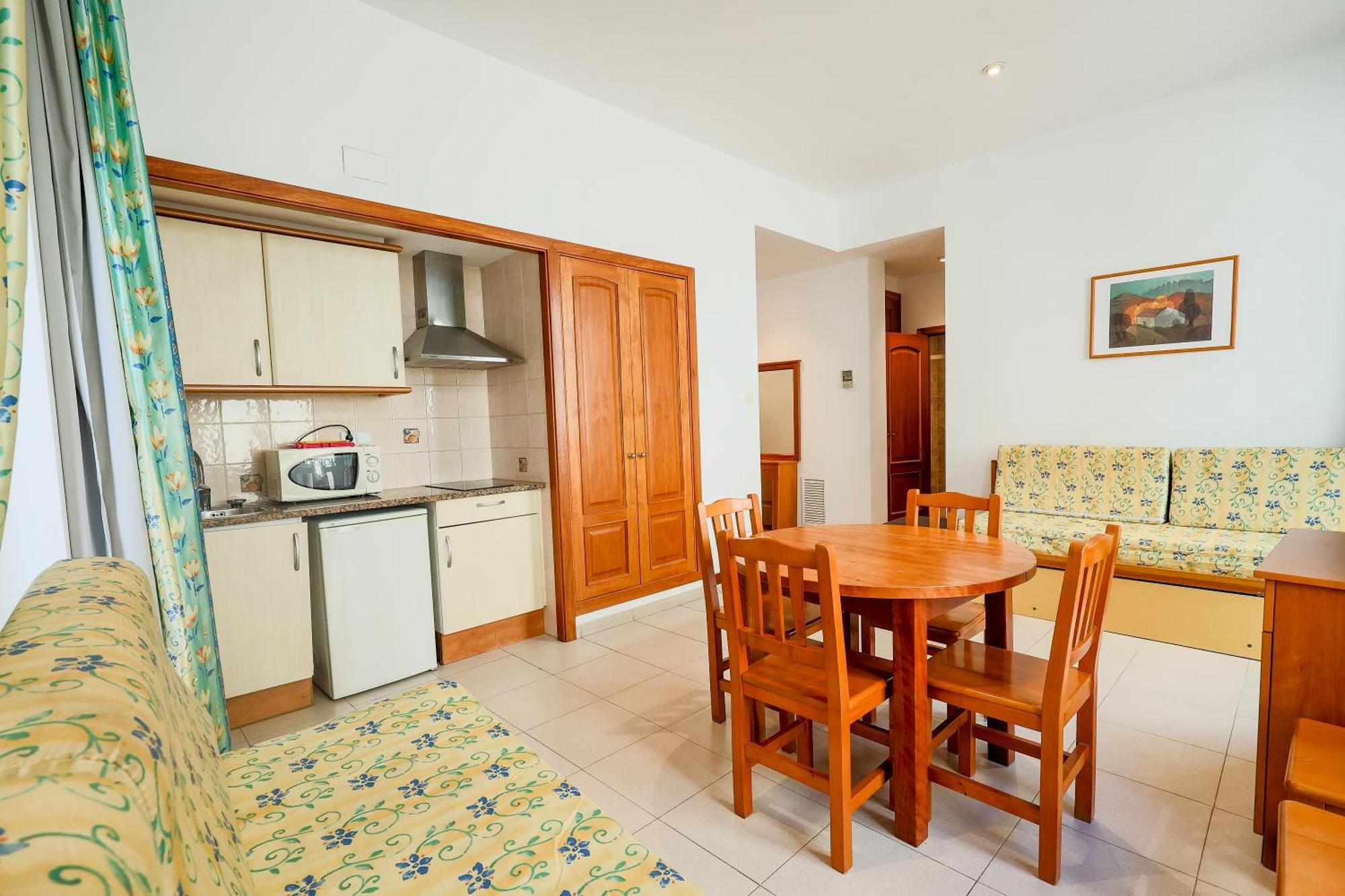 Apartamentos Royal Lloret de Mar Bagian luar foto