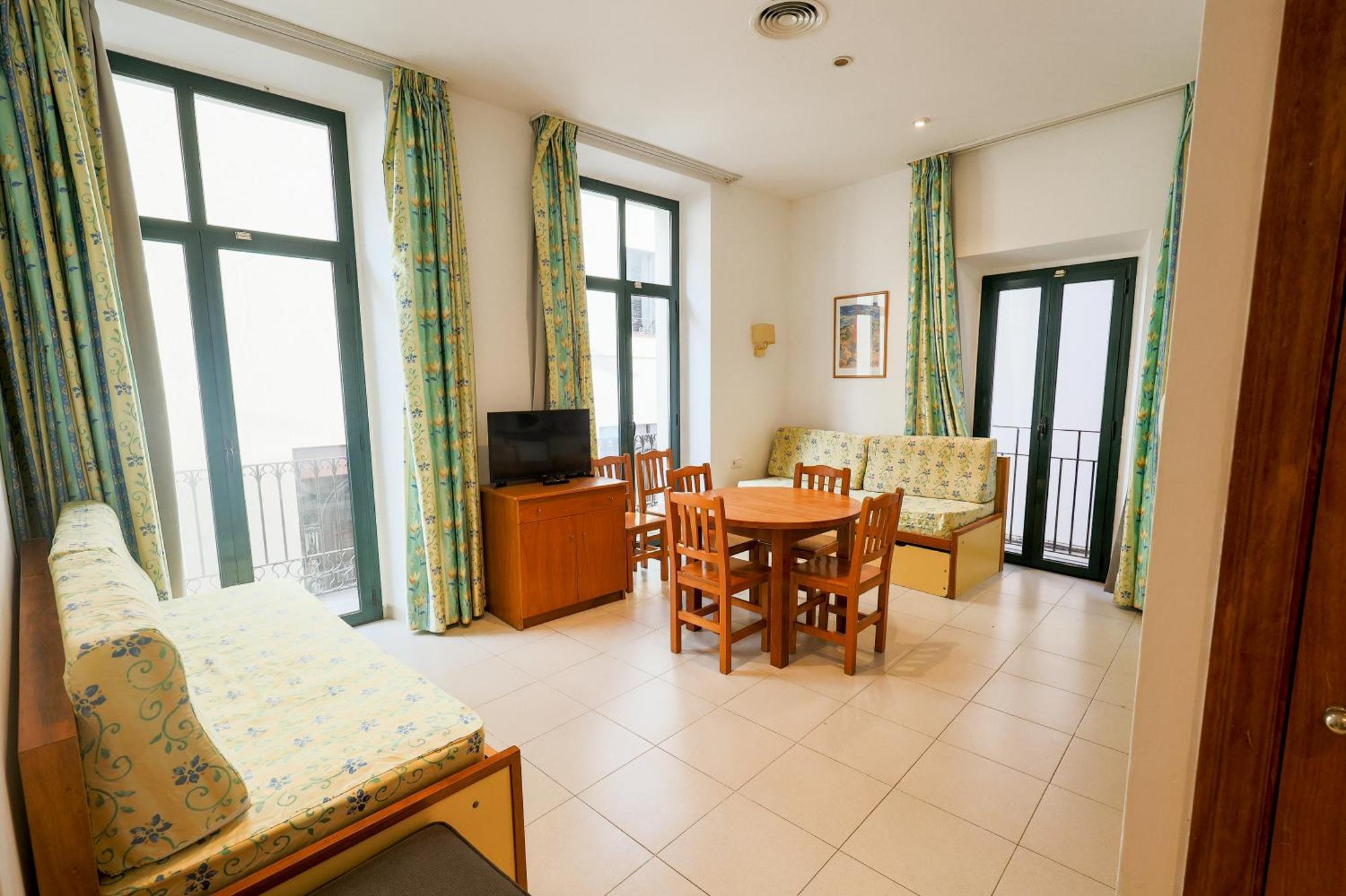 Apartamentos Royal Lloret de Mar Bagian luar foto